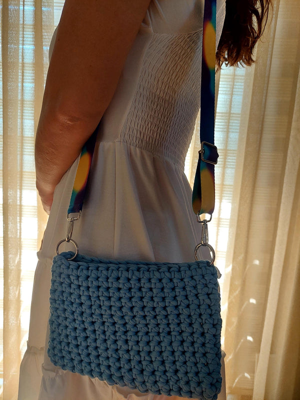 Chic Handmade Blue Crochet Crossbody Bag - Perfect Accessory for Every Outfit!