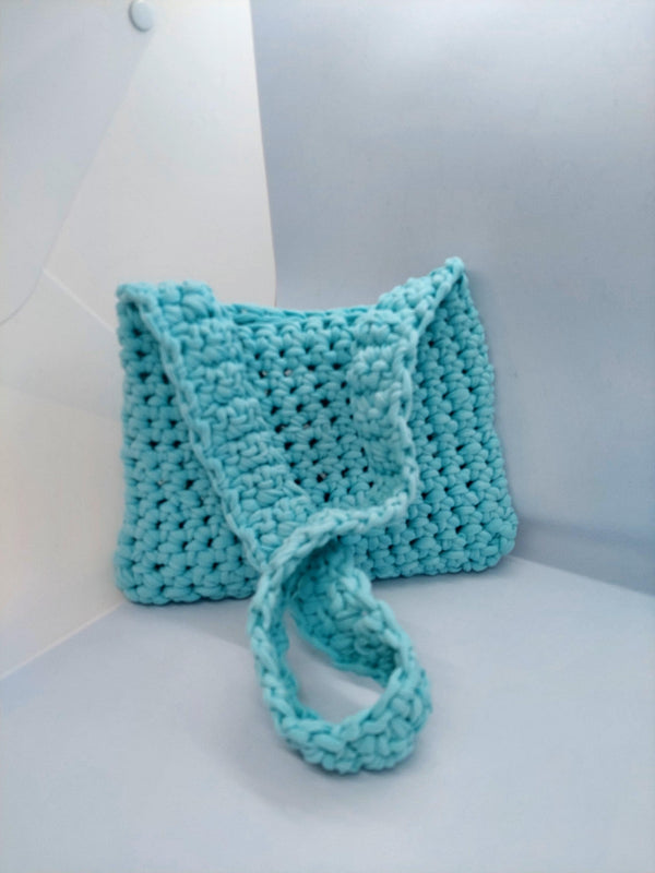 Vibrant Blue Handmade Crochet Crossbody Bag - Perfect Accessory for Every Outfit!